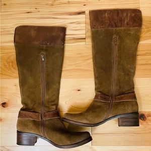 Nordstrom size 8, suede boots by Matisse,  zip side, 2” heel,  16 1/2” hieght